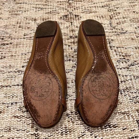 Tory Burch Aaden Ballet in Sand - Picture 5 of 9